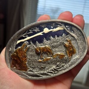 Vintage Howling Wolves Pewter Belt Buckle